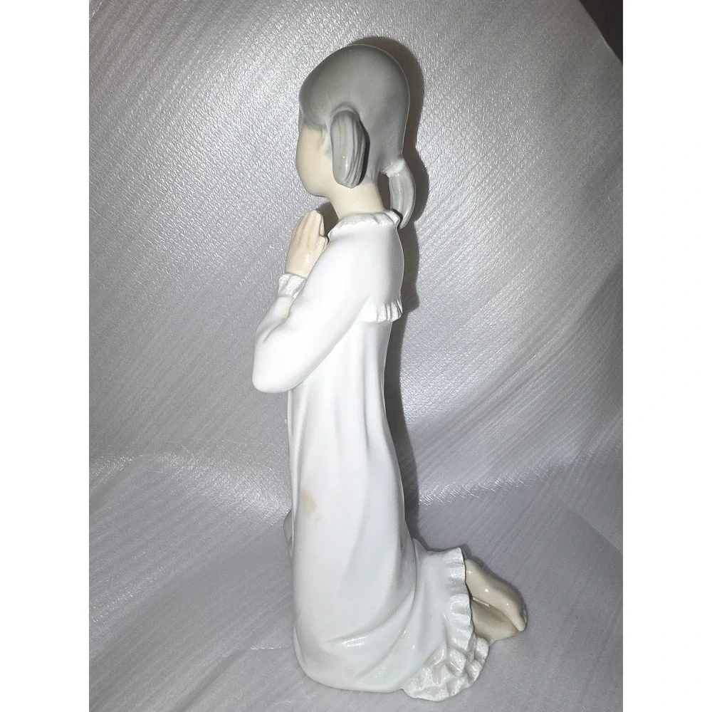 LLADRO‎ Figurine Girl and Boy Praying Spanish Porcelain Religious Decor- Retired